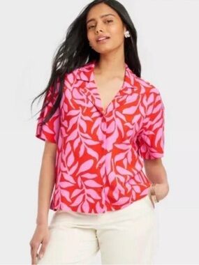 a new day Pink & Red Leaf-Print Button Down Shirt